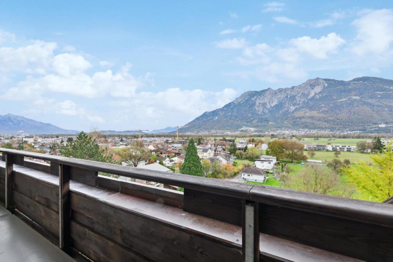 Sonniges Apartment Mit Traumhaftem Bergblick Buchs  Esterno foto