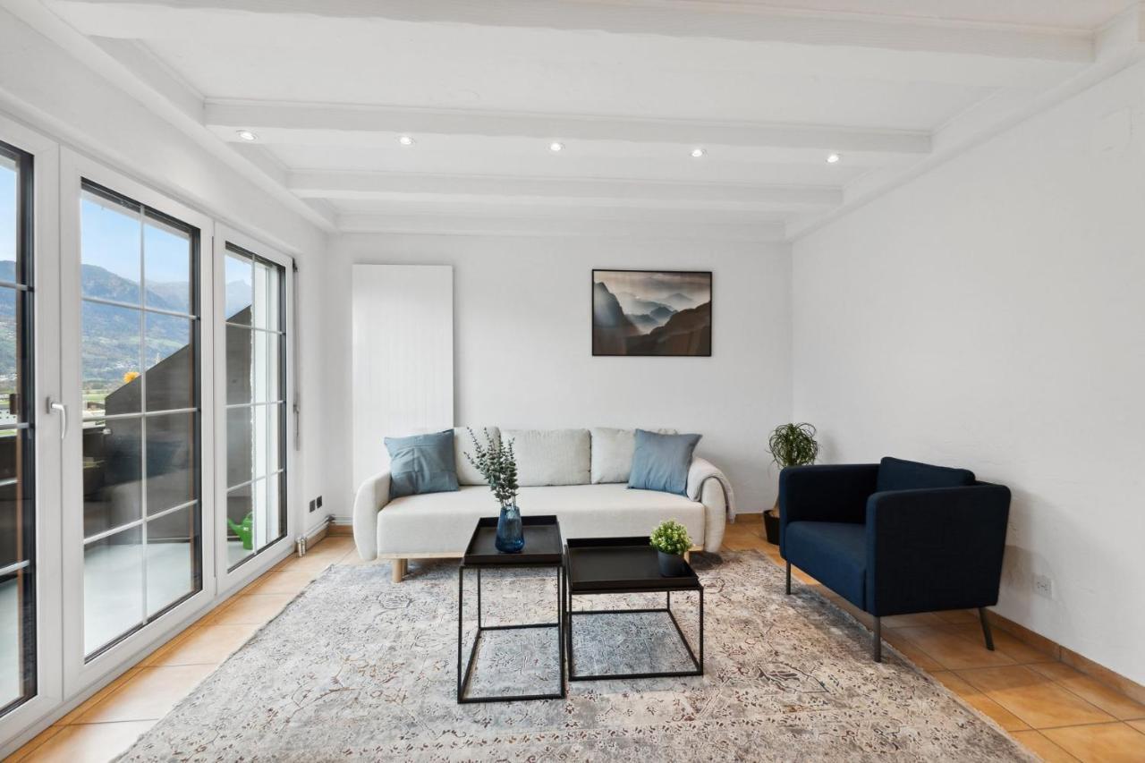 Sonniges Apartment Mit Traumhaftem Bergblick Buchs  Esterno foto