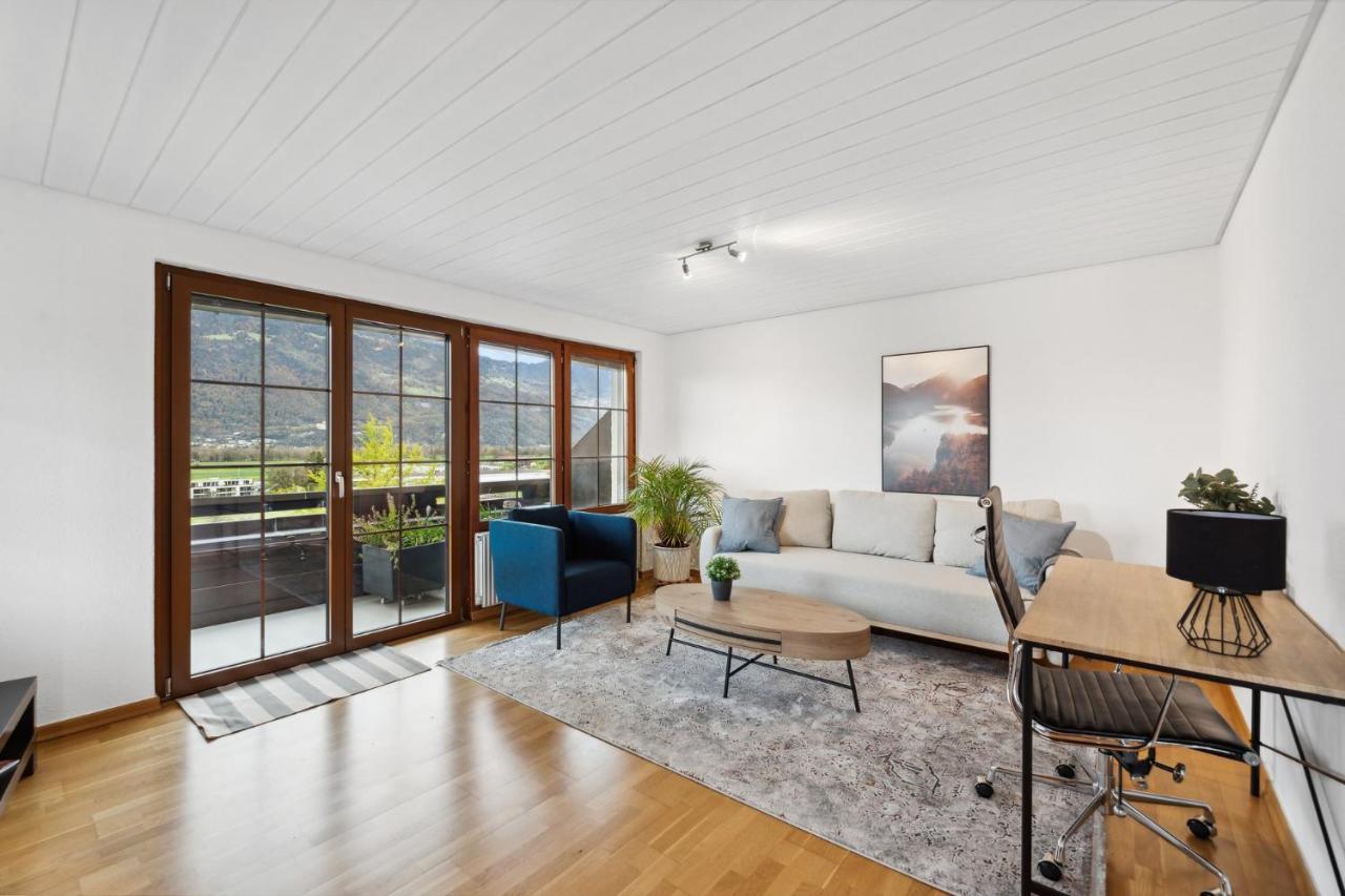 Sonniges Apartment Mit Traumhaftem Bergblick Buchs  Esterno foto